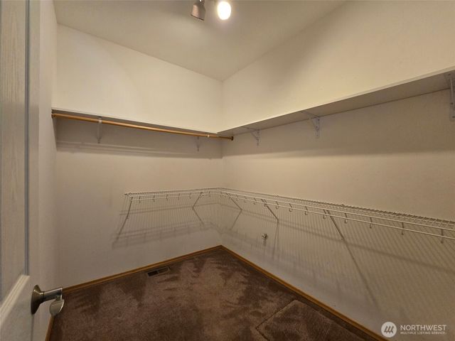 811 W 8th St, Port Angeles, WA 98363