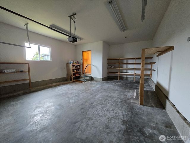 811 W 8th St, Port Angeles, WA 98363