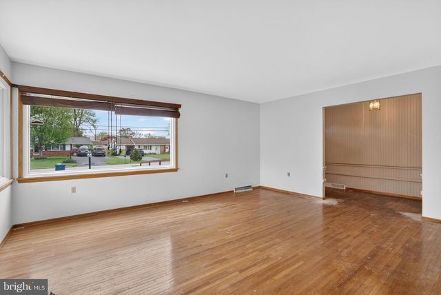913 GOBIN STREET, Carlisle, PA 17013