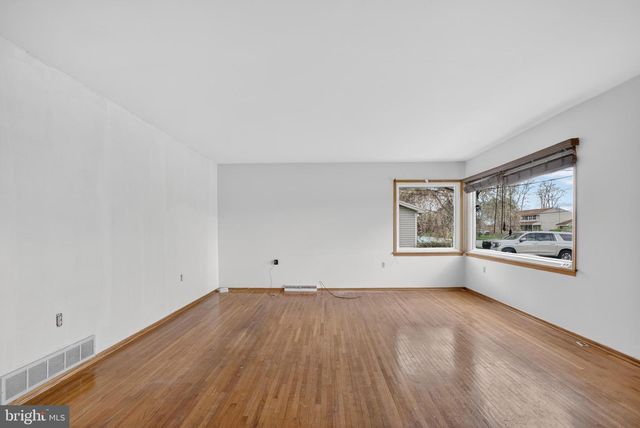 913 GOBIN STREET, Carlisle, PA 17013