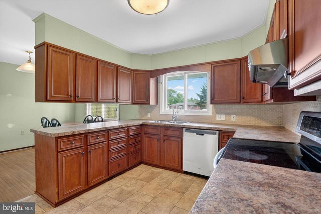 913 GOBIN STREET, Carlisle, PA 17013