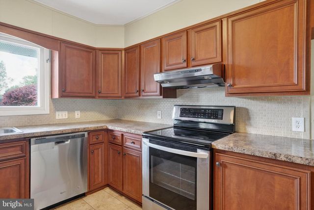 913 GOBIN STREET, Carlisle, PA 17013