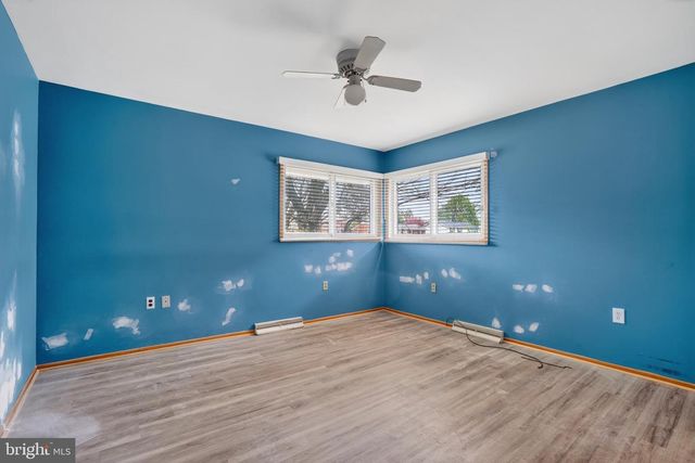 913 GOBIN STREET, Carlisle, PA 17013
