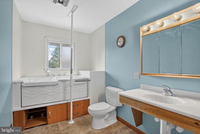 913 GOBIN STREET, Carlisle, PA 17013