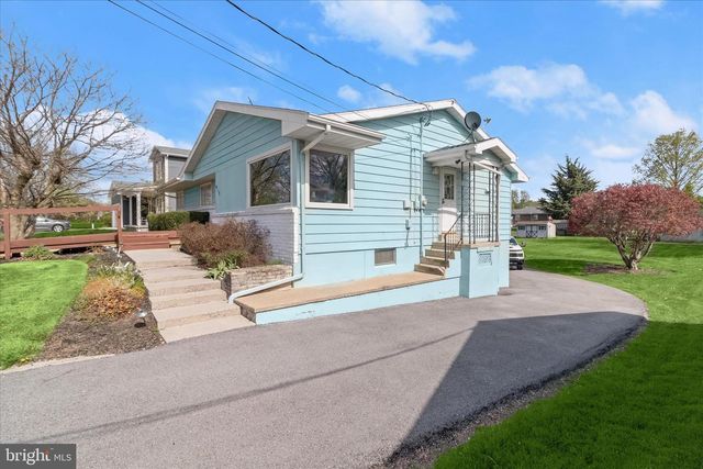 913 GOBIN STREET, Carlisle, PA 17013