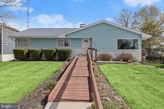 913 GOBIN STREET, Carlisle, PA 17013