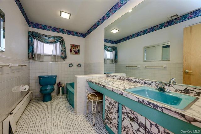 2539 Woodhull Avenue, Bronx, NY 10469