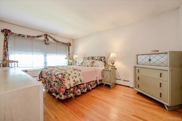 2539 Woodhull Avenue, Bronx, NY 10469