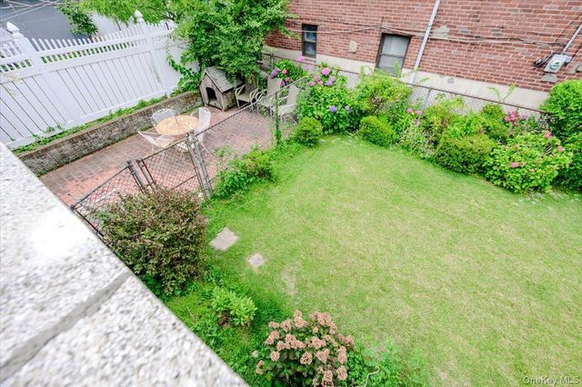 2539 Woodhull Avenue, Bronx, NY 10469
