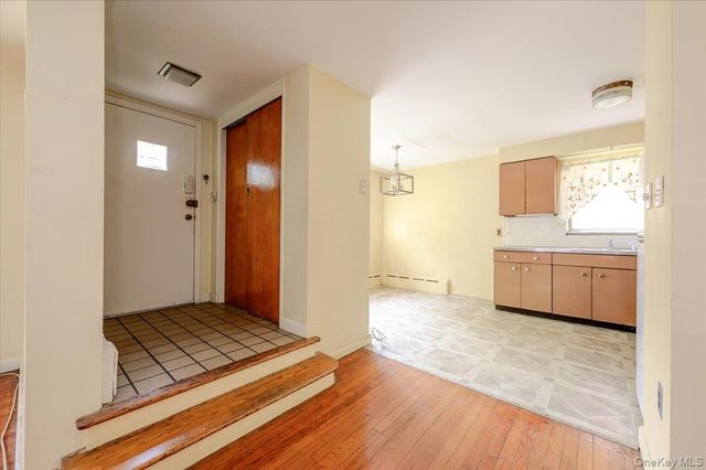 2539 Woodhull Avenue, Bronx, NY 10469