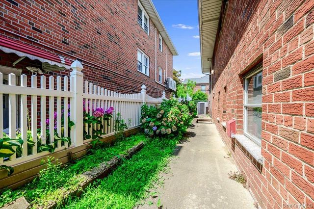 2539 Woodhull Avenue, Bronx, NY 10469