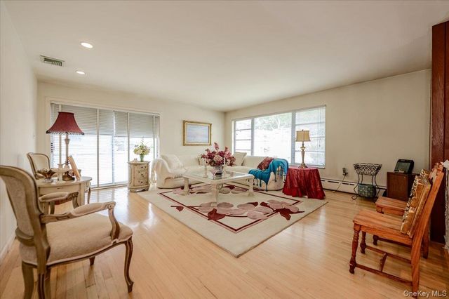 2539 Woodhull Avenue, Bronx, NY 10469