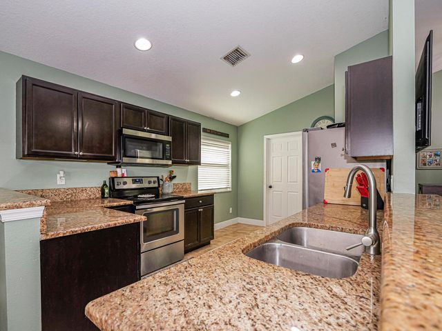 9322 Breakers Row, Fort Pierce, FL 34945