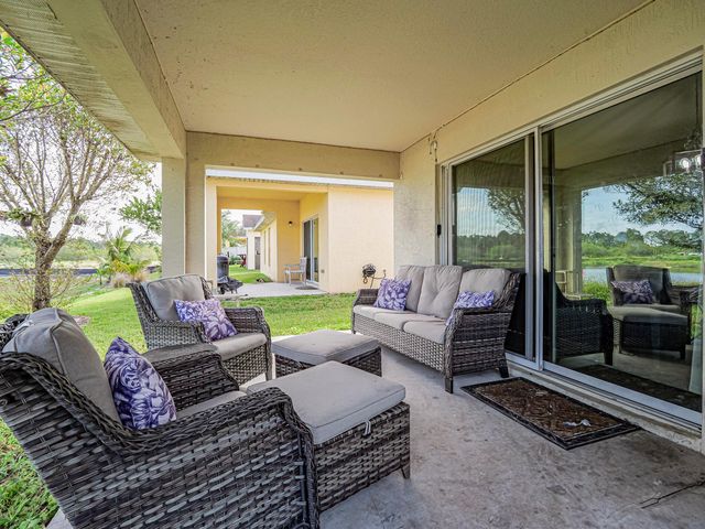 9322 Breakers Row, Fort Pierce, FL 34945