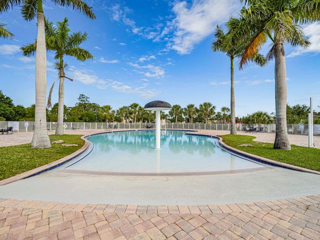 9322 Breakers Row, Fort Pierce, FL 34945
