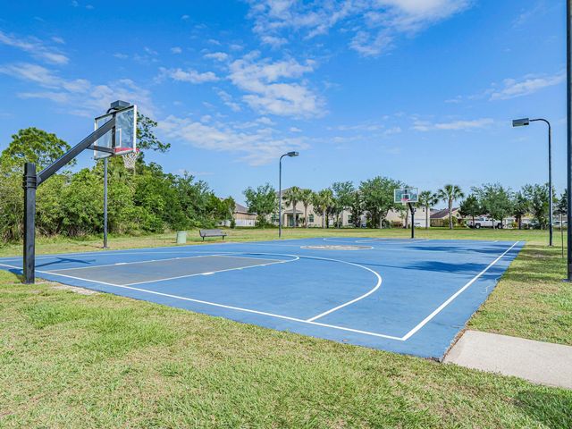 9322 Breakers Row, Fort Pierce, FL 34945