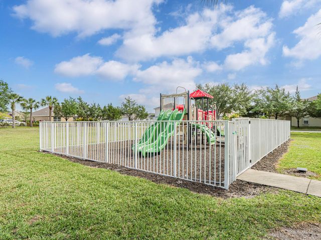 9322 Breakers Row, Fort Pierce, FL 34945