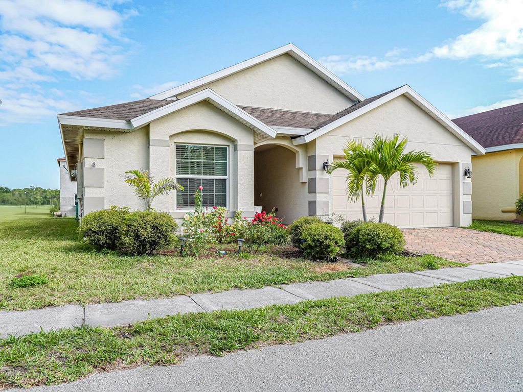9322 Breakers Row, Fort Pierce, FL 34945