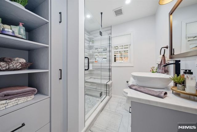 55 15th Street, Hawthorne, NJ 07506