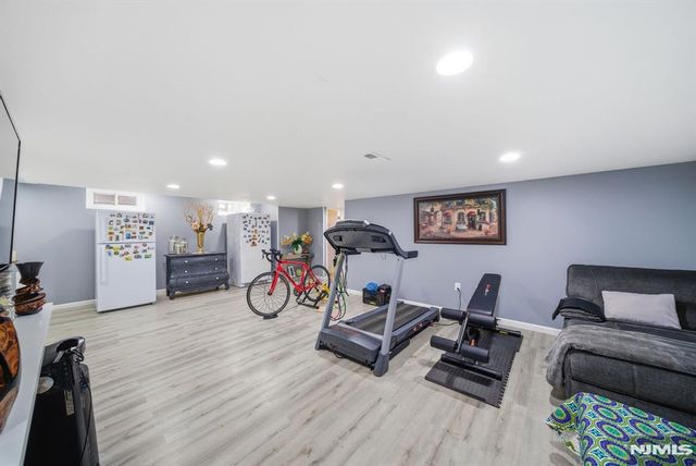 55 15th Street, Hawthorne, NJ 07506