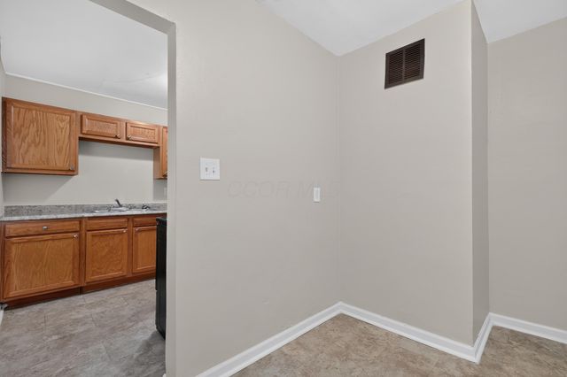 104 Florence Avenue, Columbus, OH 43228