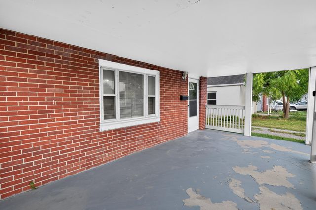 104 Florence Avenue, Columbus, OH 43228