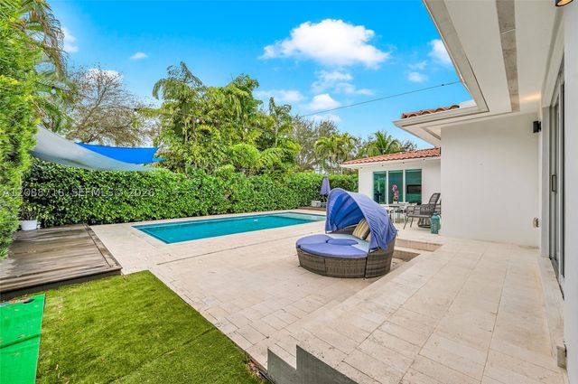 1080 NE 104th St, Miami Shores, FL 33138