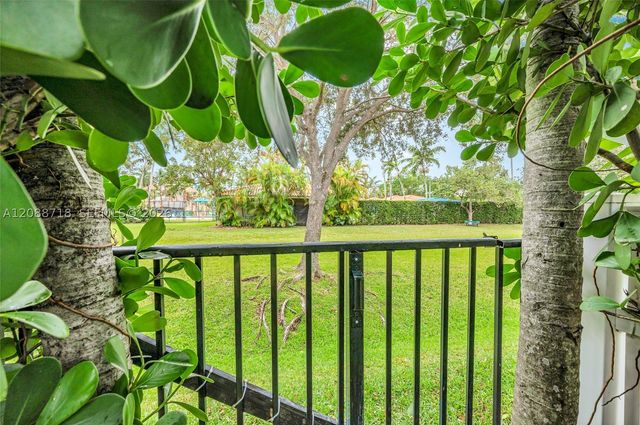 1080 NE 104th St, Miami Shores, FL 33138