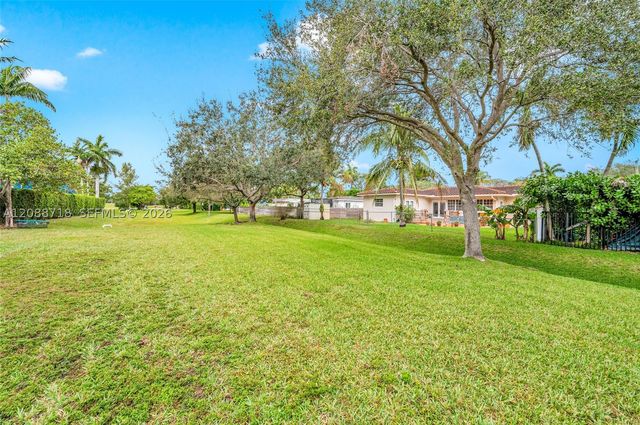 1080 NE 104th St, Miami Shores, FL 33138