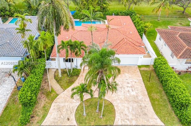 1080 NE 104th St, Miami Shores, FL 33138