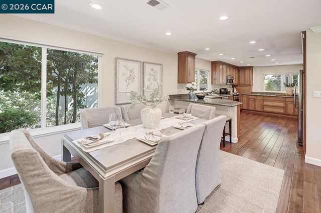 2055 Cactus Ct 6, Walnut Creek, CA 94595
