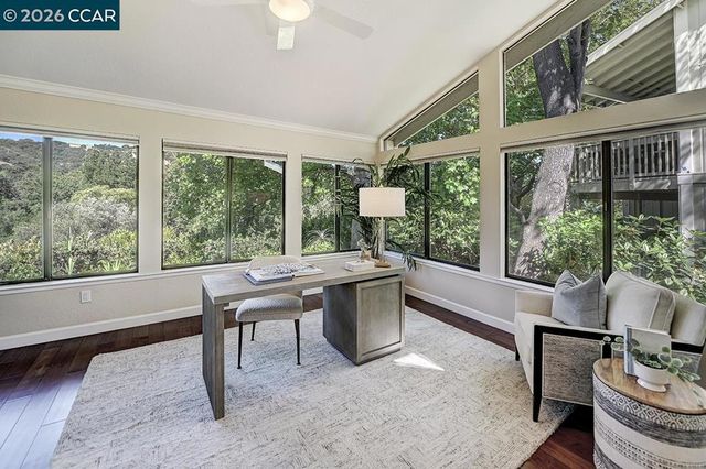 2055 Cactus Ct 6, Walnut Creek, CA 94595