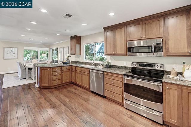 2055 Cactus Ct 6, Walnut Creek, CA 94595