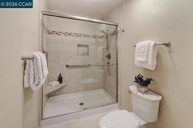 2055 Cactus Ct 6, Walnut Creek, CA 94595