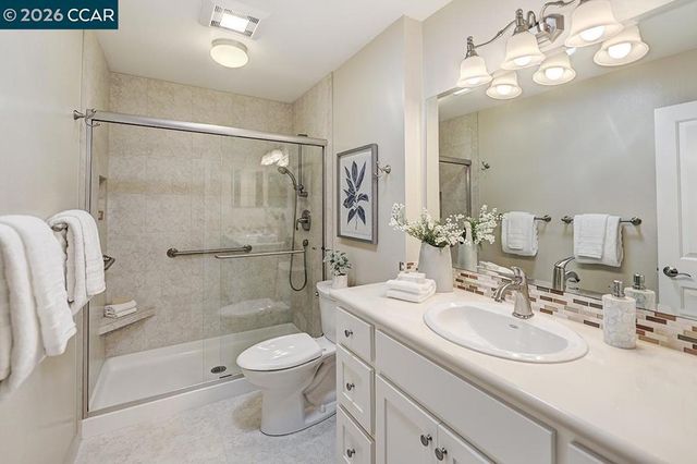 2055 Cactus Ct 6, Walnut Creek, CA 94595