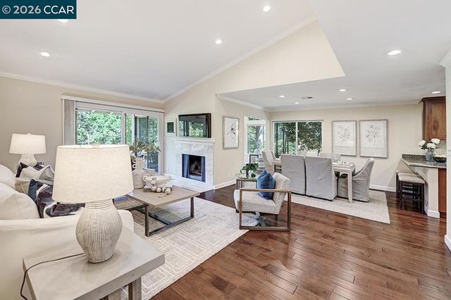 2055 Cactus Ct 6, Walnut Creek, CA 94595
