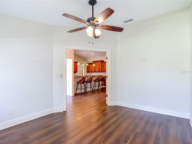4113 HOLLOW HILL DR, Tampa, FL 33624