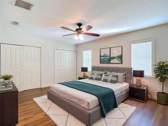 4113 HOLLOW HILL DR, Tampa, FL 33624