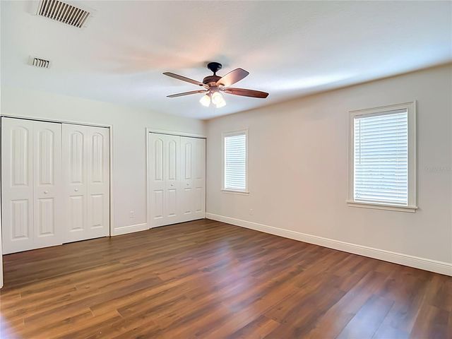 4113 HOLLOW HILL DR, Tampa, FL 33624