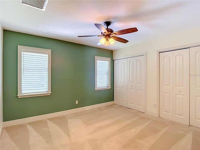 4113 HOLLOW HILL DR, Tampa, FL 33624