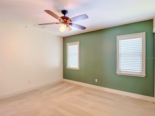 4113 HOLLOW HILL DR, Tampa, FL 33624