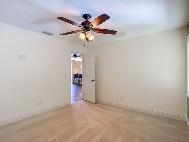 4113 HOLLOW HILL DR, Tampa, FL 33624