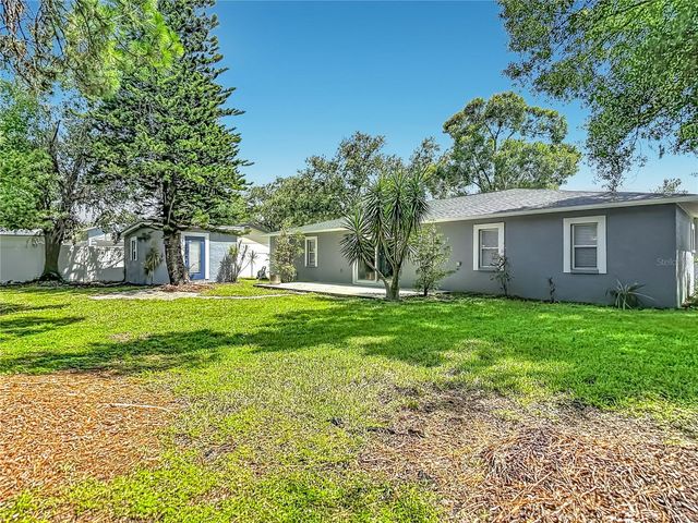 4113 HOLLOW HILL DR, Tampa, FL 33624