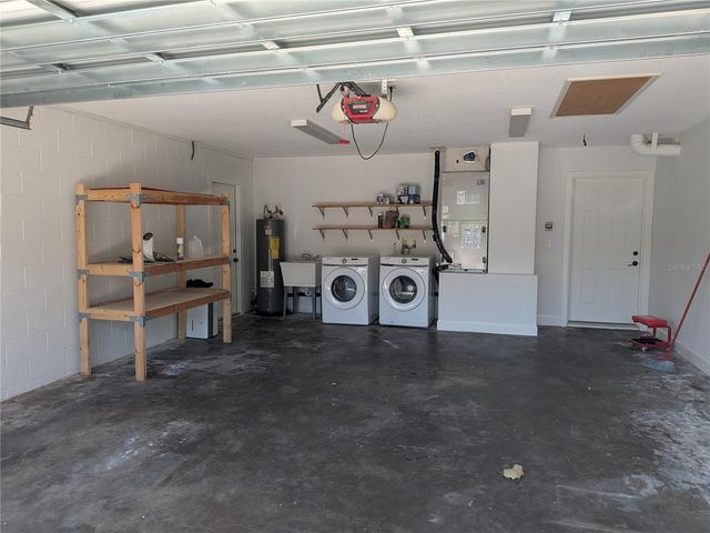 4113 HOLLOW HILL DR, Tampa, FL 33624