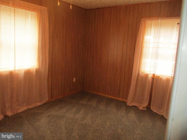 721 W 14TH ST, Front Royal, VA 22630
