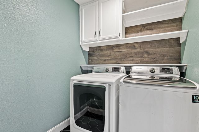 2010 Heatherbrook Drive, Grapevine, TX 76051