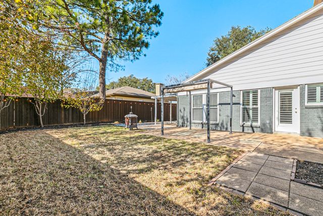 2010 Heatherbrook Drive, Grapevine, TX 76051