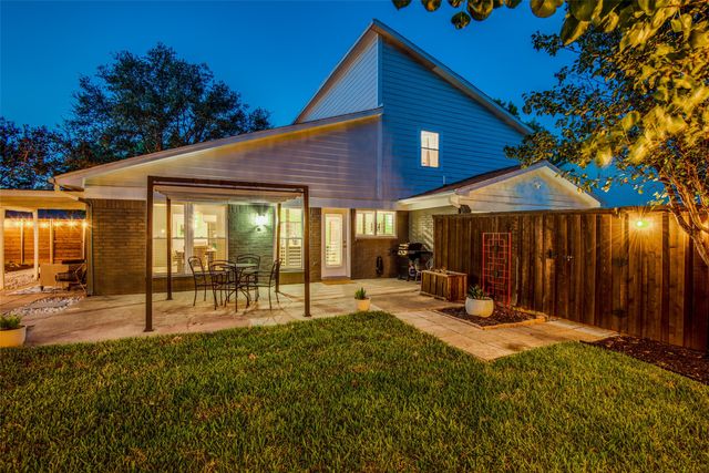 2010 Heatherbrook Drive, Grapevine, TX 76051