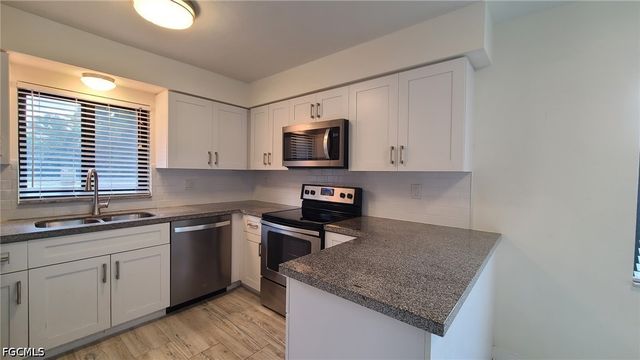 2610 Providence ST 10, Fort Myers, FL 33916