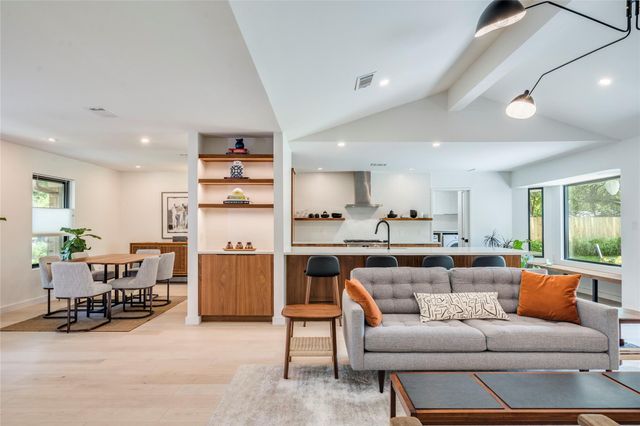 4212 Far West BLVD, Austin, TX 78731